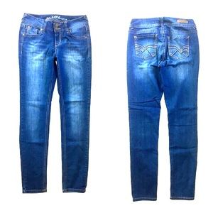 Juniors size 7 WallFlower jeans